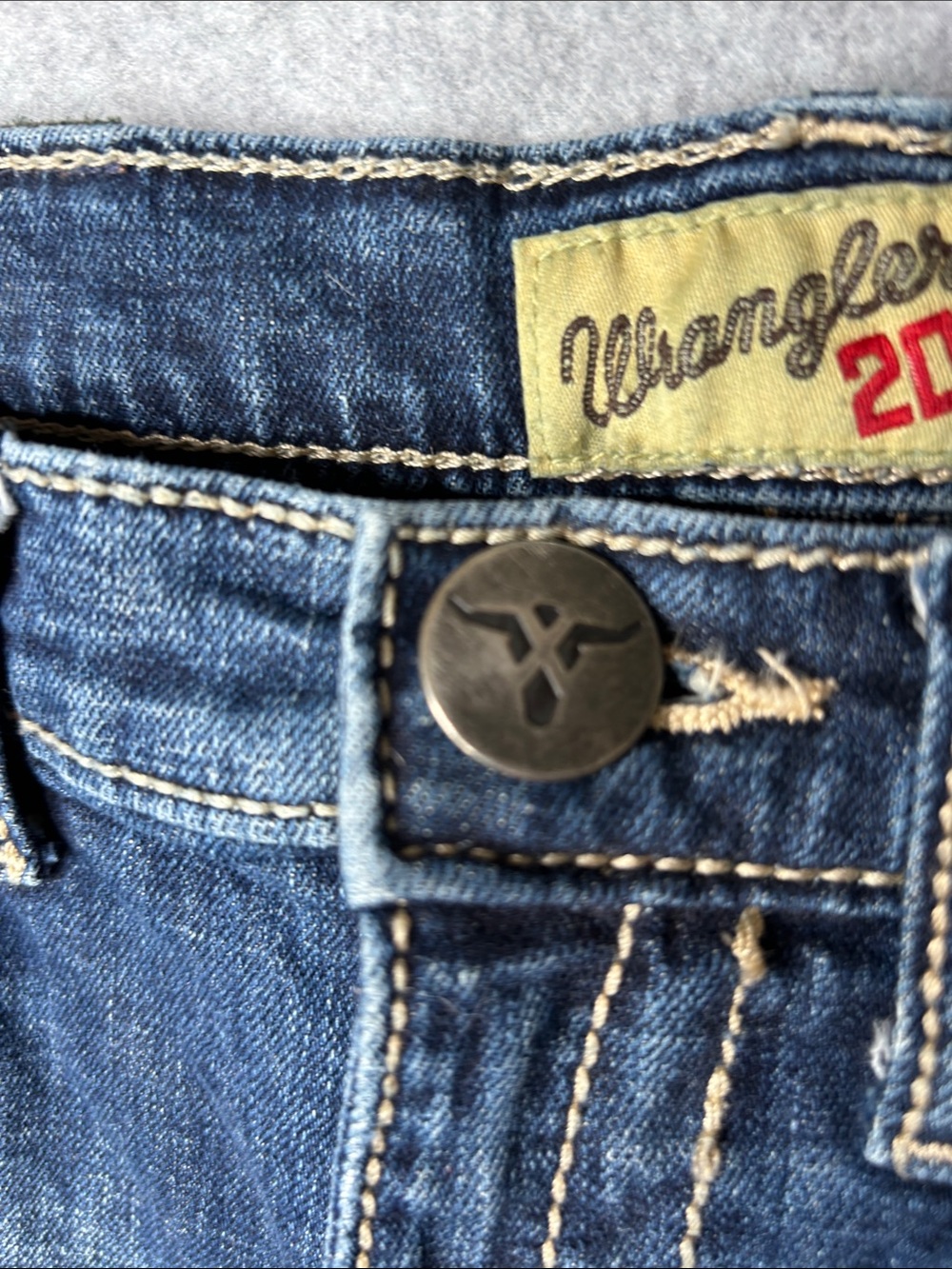 Wrangler Men’s Dark Blue Bootcut Jeans - Picture 5 of 12